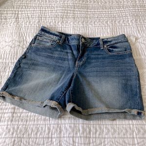 Maurices Cuffed Denim Jean Shorts New